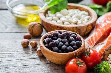 Ernährung mit Antioxidantien unterstützt frischen Körpergeruch.