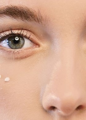 Augenpflege fuer einen strahlenden Teint