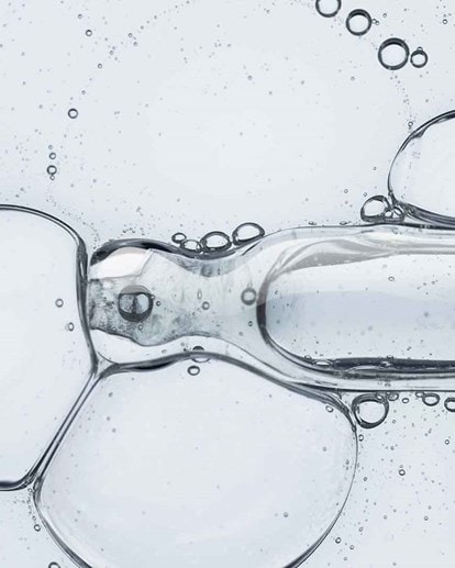 Pipette mit einem Retinol Serum