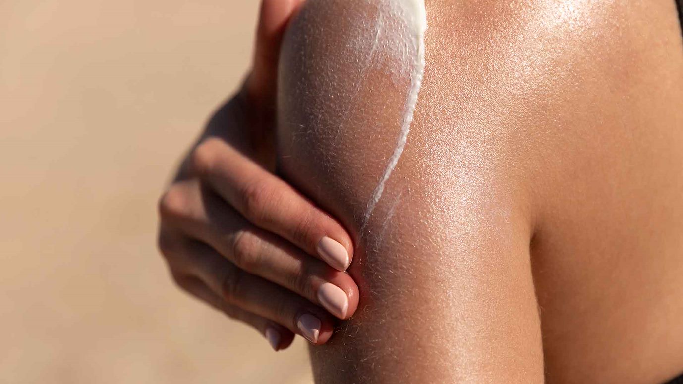 Selbstbraeuner_fuer_ein_ebenmaessiges_Hautbild