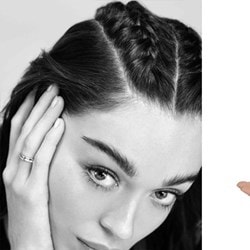 À gauche, le visage d'une jeune femme, à droite, une petite quantité de DERCOS Shampoing Vital à l Aminexil dans la main