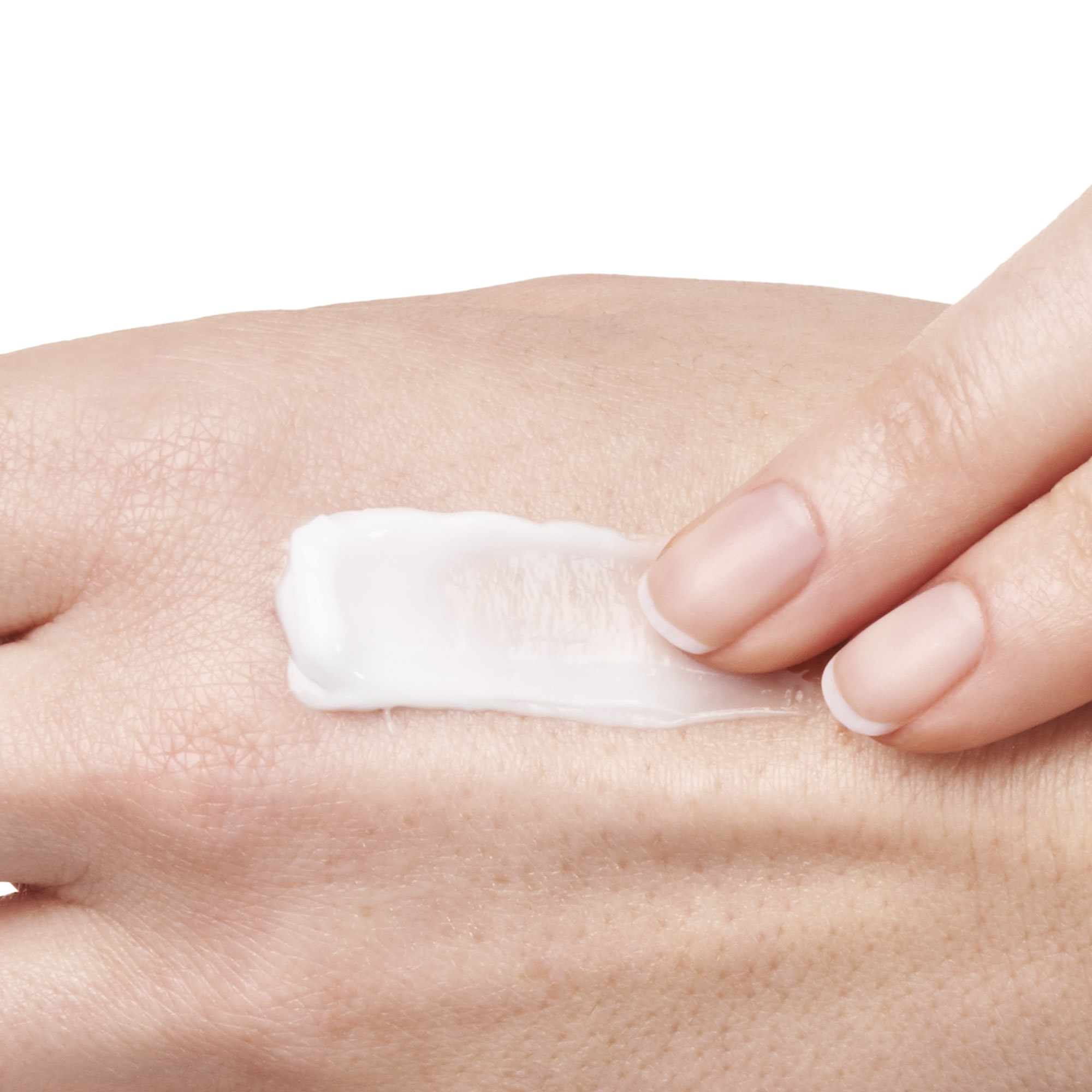 AQUALIA THERMAL Reichhaltige Feuchtigkeitspflege Anwendung 2