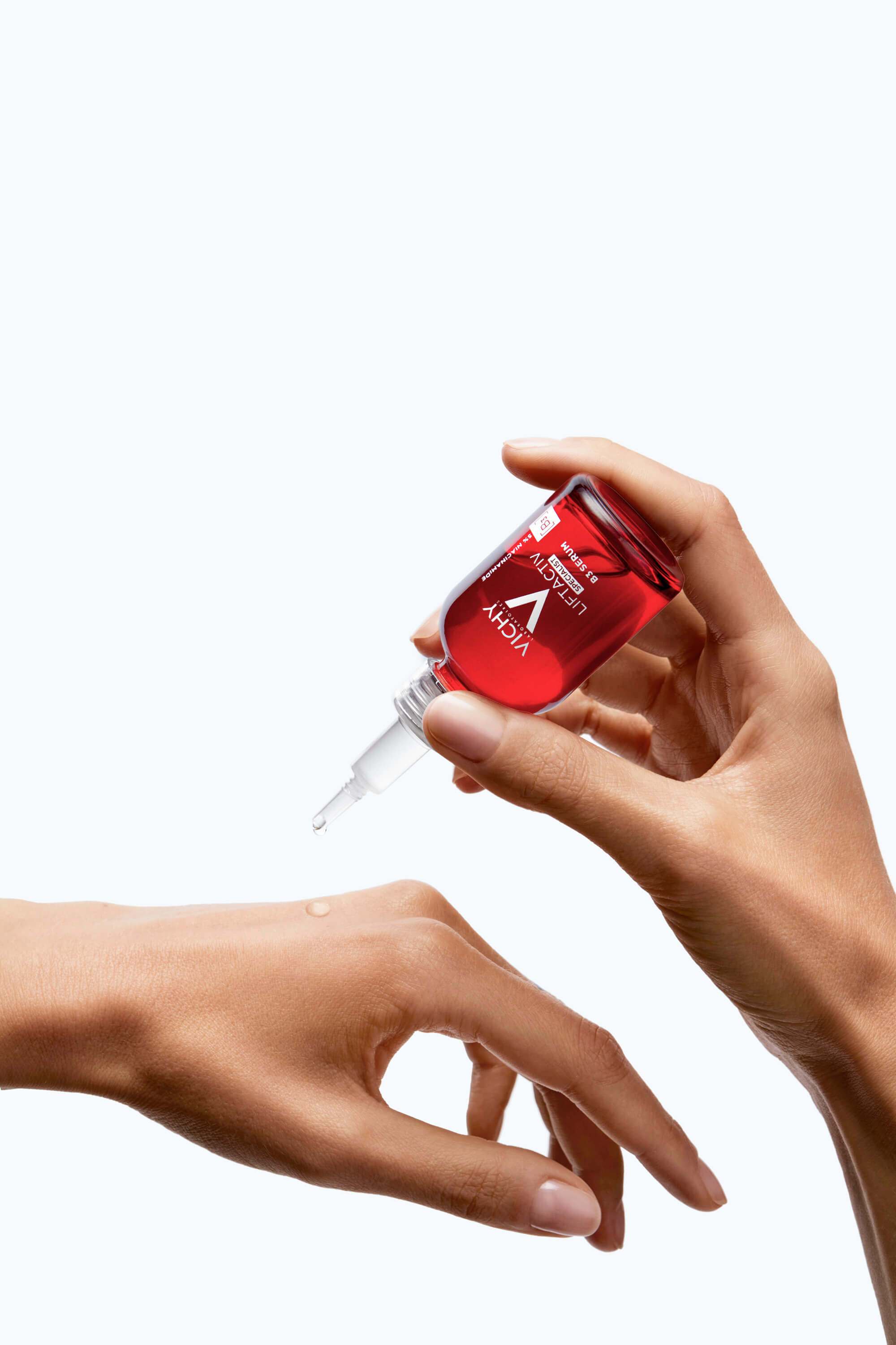 Utilisation du sérum LIFTACTIV SPECIALIST B3