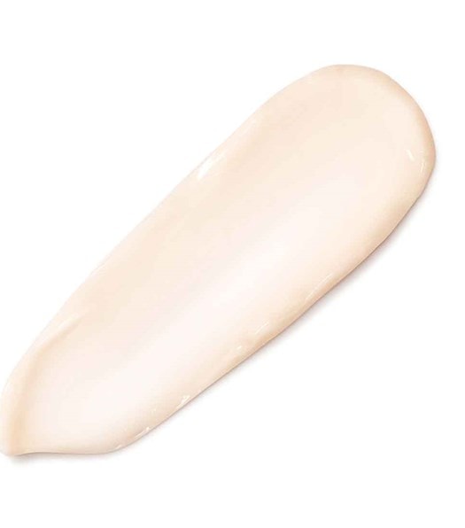 Nahaufnahme eines Creme-Abstrichs, der die Textur und Konsistenz des Produkts zeigt.