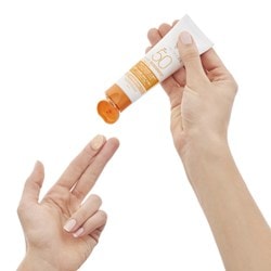 CAPITAL SOLEIL Sonnenpflege von Vichy mit SPF 50+ Anti Dark Spot